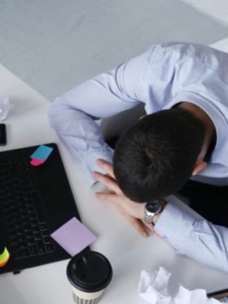 Tips Sederhana Atasi Kelelahan Saat Bekerja